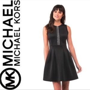 Beautiful and elegant Michael Kors dress in excellent condition.